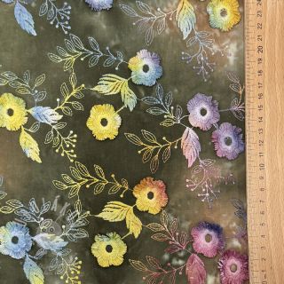 Bavlněná látka TIE DYE EMBROIDERY Poppy design N