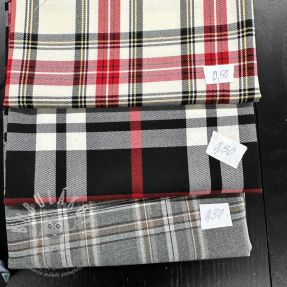 Balík látek tartan 018