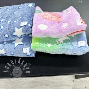 Balík látek FLEECE Glow in the dark 020