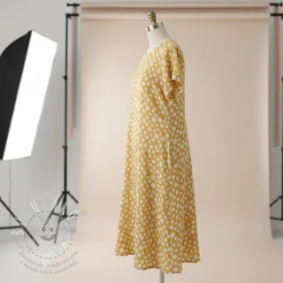 Dvojitá gázovina/mušelín JACQUARD Dots dark yellow