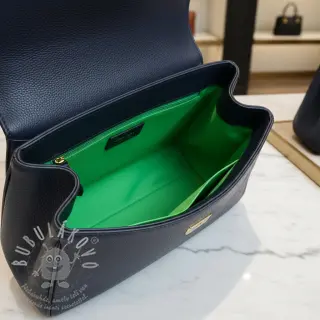 Satén green