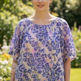 Bavlněná látka SATIN Purple flowers digital print