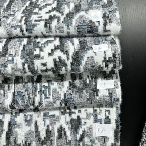 Balík látek svetrovina 197