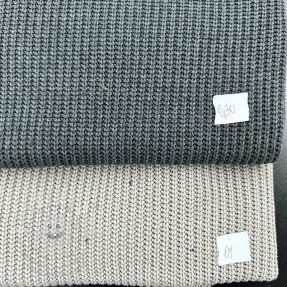 Balík látek svetrovina 223