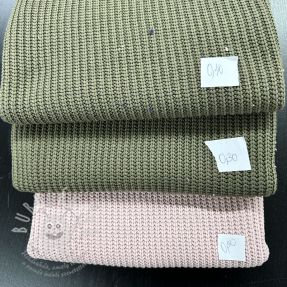 Balík látek svetrovina 220