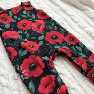 Bavlněná látka Poppy black digital print