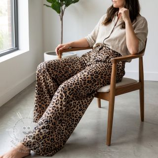 Bavlněná látka VISCOSE Animal skin digital print