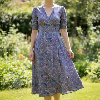 Viskóza ECOVERO Flowers Galia purple