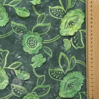 Bavlněná látka TIE DYE EMBROIDERY Flora design A