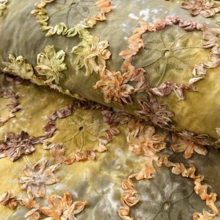 Bavlněná látka TIE DYE EMBROIDERY Eva tape design E