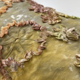 Bavlněná látka TIE DYE EMBROIDERY Eva tape design E