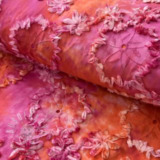 Bavlněná látka TIE DYE EMBROIDERY Eva tape design F