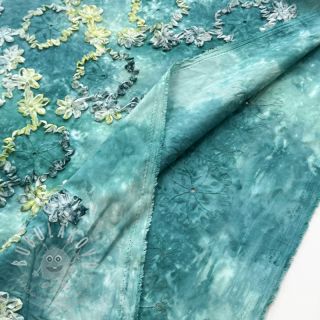 Bavlněná látka TIE DYE EMBROIDERY Eva tape design B