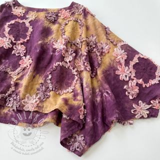 Bavlněná látka TIE DYE EMBROIDERY Eva tape design D