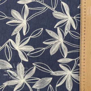 Bavlněná látka JEANS Embroidery Flowers white