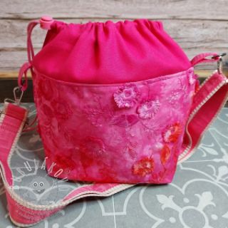 Bavlněná látka TIE DYE EMBROIDERY Poppy design K