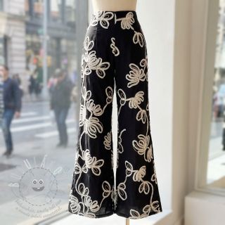 Bavlněná látka EMBROIDERY Loom En Light black