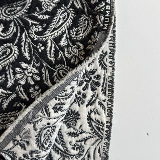 Dekorační látka jacquard Mumbai allover noir