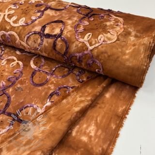 Bavlněná látka TIE DYE EMBROIDERY Elise tape design B