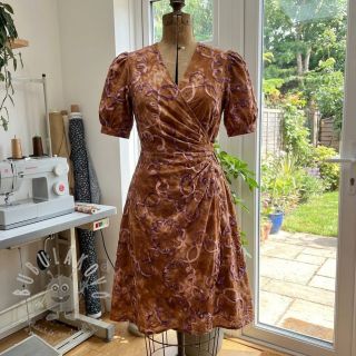 Bavlněná látka TIE DYE EMBROIDERY Elise tape design B