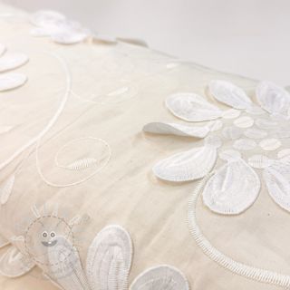 Bavlněná látka EMBROIDERY Bellagio butter