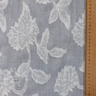 Bavlněná látka YARN DYED Stripes JACQUARD Flowers navy