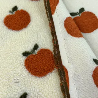 Kabátovina TEDDY JACQUARD Apples
