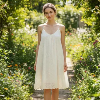 Bavlněná látka EMBROIDERY Rosemary white