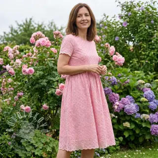 Bavlněná látka EMBROIDERY Rosemary rose