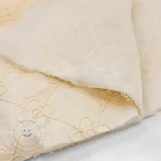 Prošev Flower design offwhite