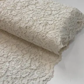 Krajka Scallop off white