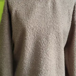 Svetrovina Paris bouclé beige