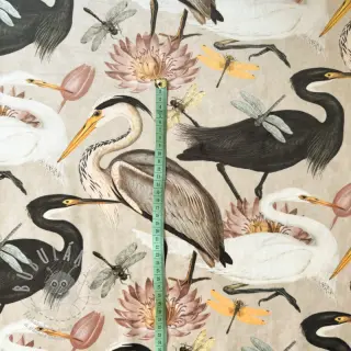 Dekorační látka VELVET Heron bird camel
