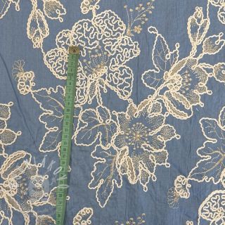 Bavlněná látka JEANS EMBROIDERY Bouquet light blue
