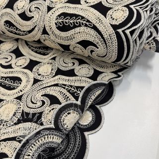 Bavlněná látka EMBROIDERY Anouk black