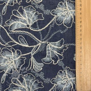 Bavlněná látka JEANS EMBROIDERY Lisa design A