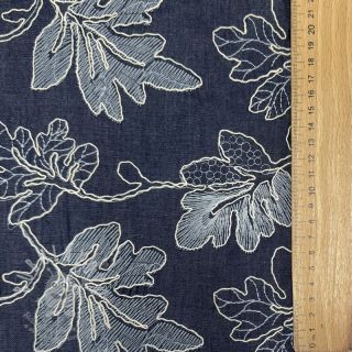 Bavlněná látka JEANS EMBROIDERY Lisa design B