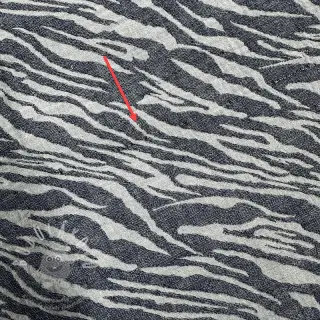 Dvojitá gázovina/mušelín Animal pattern navy II.třída