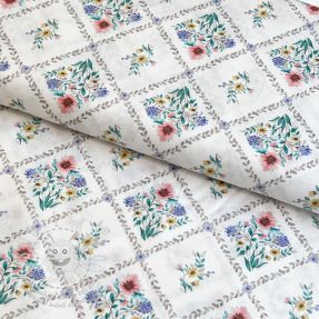Bavlněná látka Flowers Tara off white design A digital print