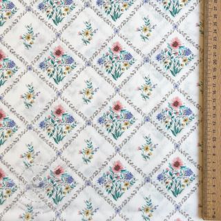 Bavlněná látka Flowers Tara off white design A digital print
