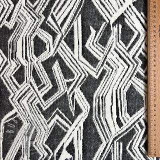 Pletenina jacquard Comfy Broken checks black