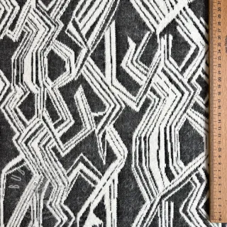 Pletenina jacquard Comfy Broken checks black