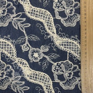 Bavlněná látka JEANS EMBROIDERY Flora design A
