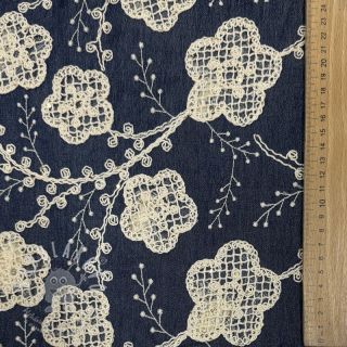 Bavlněná látka JEANS EMBROIDERY Flora design C